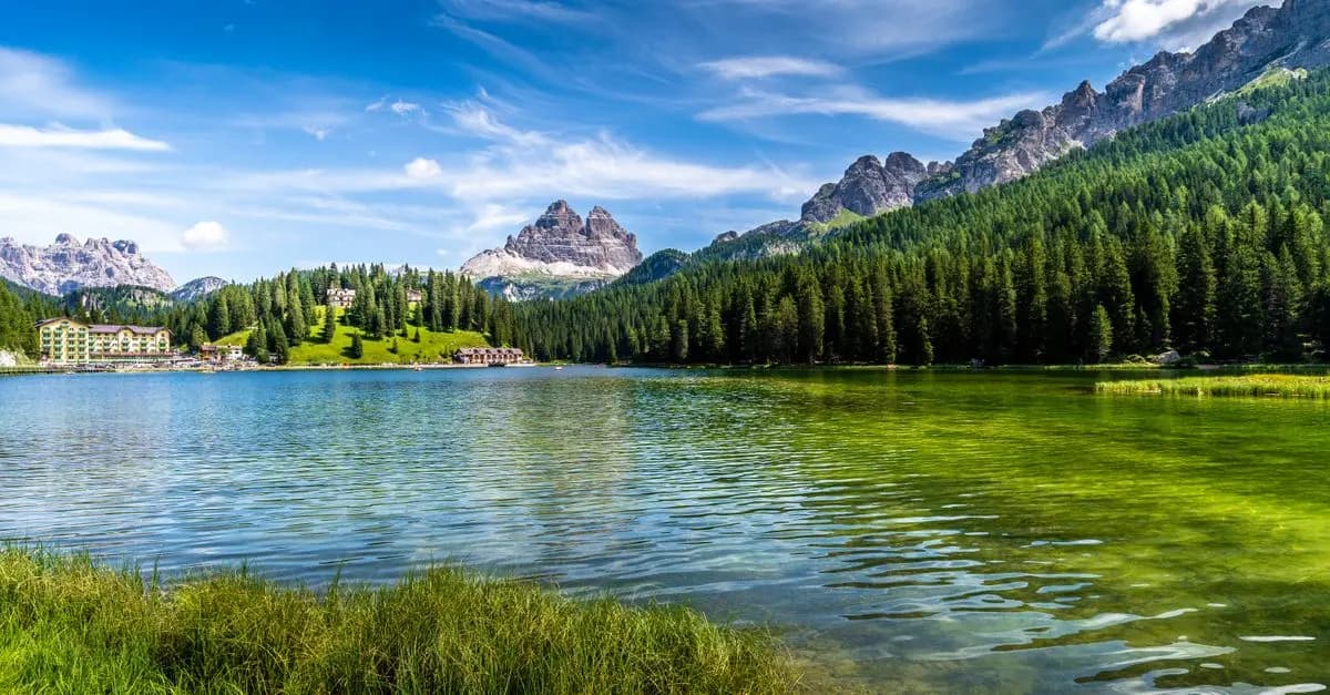 10 Must-Visit Travel Getaways for Nature Lovers