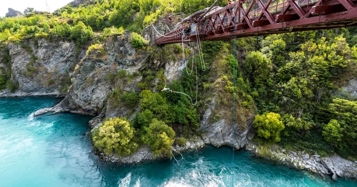 Top 10 Travel Getaway Destinations for Adventure Seekers