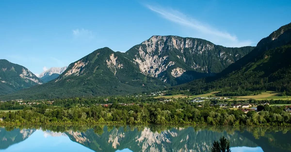 10 Best Travel Getaways for Adventure Seekers